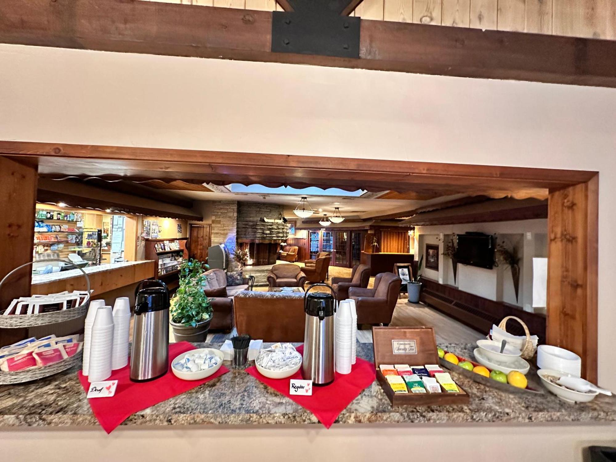 The Lodge At Leathem Smith 斯特金贝 外观 照片